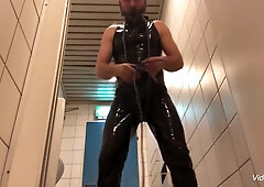 Slaveandi The Latex Whore
