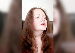 Foggy Lady in Red, vaping
