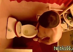 Super-Steamy naked diminutive fantastic nice man to queer intercourse Drizzling In The Rest Room Cup