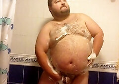Chubby bear shower clip