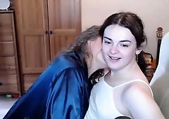 Brunette Amateur Webcam Teen Exposed