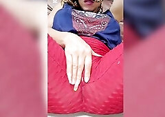 Masturbation in leggings