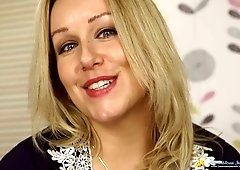 Blond housewife Ashley Rider shows off her yummy big tits