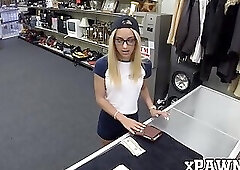 Pawner hottie bends over and takes it from behind hard