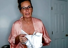 Hd videos, in english, mature mom