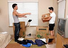 Movers and anal funsies in a taboo porn vid