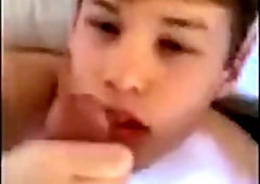 Teen boy sucks his moaning friends big cock