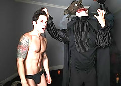 Michael Del Ray, Dakota Payne in a hilarious Halloween pron vid