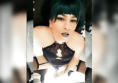 Trap Kimmi Cums in her Throat