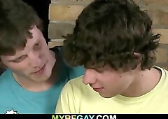 She finds him fucking with his buddy