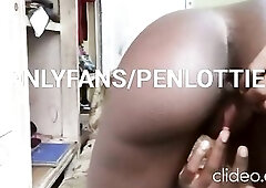 View from behind in close up .Romantize my Onlyfans for full vid