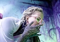 Glasses and Buttplug Tattooed TEEN Riding a Tattooed Dick Fucking DP Facial