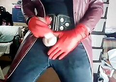 Gay heels, cumming on, cum on high heels