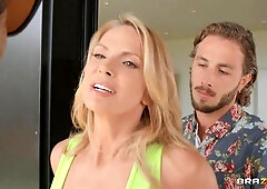 In the Heat of the Milf Moment