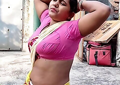 Jija Ne Apni Sali Ko Jangal Me Le Jaa Kar Choda