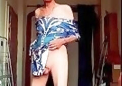 Crossdressing With Sunglasses Or Mask