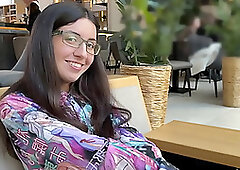 Nerdy babe with glasses turned out to be a nymphomaniac and a lover of sperm on her face