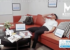 Dainty lovebird's blowjob porn