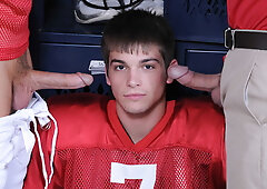 Twink tries muscular cocks at the locker room