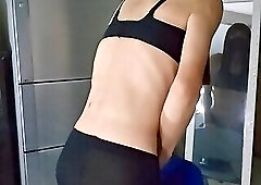 crossdress VID_20250418_201021