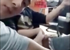 vietnamese twinks bj on cam (1'42'')