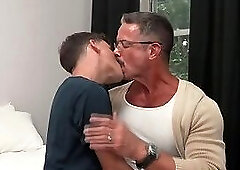 Aroused stepdad got delayed on flight for having sex with stepson