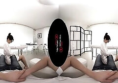 VirtualRealPorn.com - Doctor Juicy