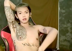 Filipino Tatted Guy Taunting and Masturbating Off Until He Pops