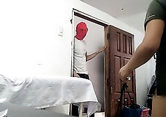 A very feminine doctor masturbates in front of a patient during the time that providing medical care.