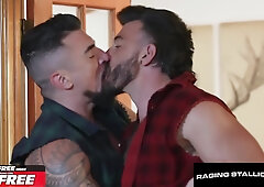 Inked Up Hunk Drilled By Muscly Stud - Ian Holms, Baxter James