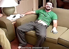 2 hot straight guys get sucked and their pussies eaten out good!!!