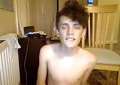 Hung Irish Twink On Cam