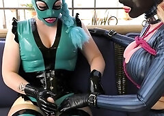 Amateur fetish big booty bitch riding with her bum