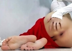 Alone at home: Shemale solo play with anal toys and squirting