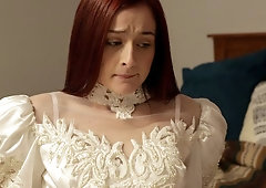 Two girls Bunny Colby and Danni Rivers fuck share a long boner