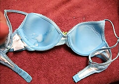 Cum on super cute little bra