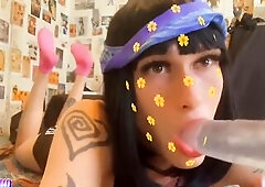 Cute Rock T-Girl Likes Sucking Knob ????