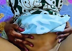 Indian Stepmom Shared Single Bed and Made Stepson Happy Full Hindi audio