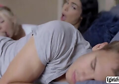 Ever See Ts Fuck Dude Ass As He Bangs Babe