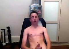 Uk Boy Talks Wanks Showing Ass And Cums