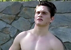 Str8chaser.com: Handjob with trimmed Jay Tee as well as Paul Wagner