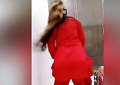 Strip Dance - Naila Pakistani Beauty Nude Machega Shor