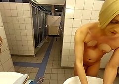 Shemale exhibitionist, transgender