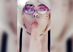 Hey everyone this is just a combination of many episodes I've had of me just hanging out in my room dressing up coz now I have a door lock. I