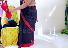 When Telugu Aunty Wearing Saree Without Blouse Went To The Shop To Buy Bra, Shopkeeper Fucks Her While She Trial The Bra - Cum