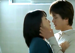 Uhm Jung-hwa - Marriage is a Crazy Thing (2002)