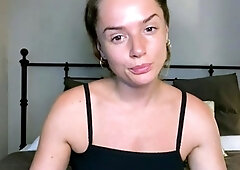 Amateur Webcam Teen Masturbates And Teases
