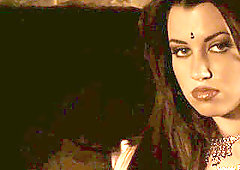 lewd Indian lover Dances warm