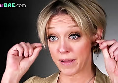 Hugetit milf squirts while playing with shaved pussy