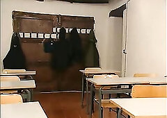 Antonella is a sexy milf